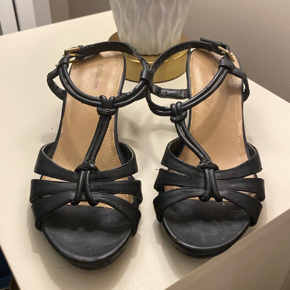 Croft & Barrow strappy black sandals